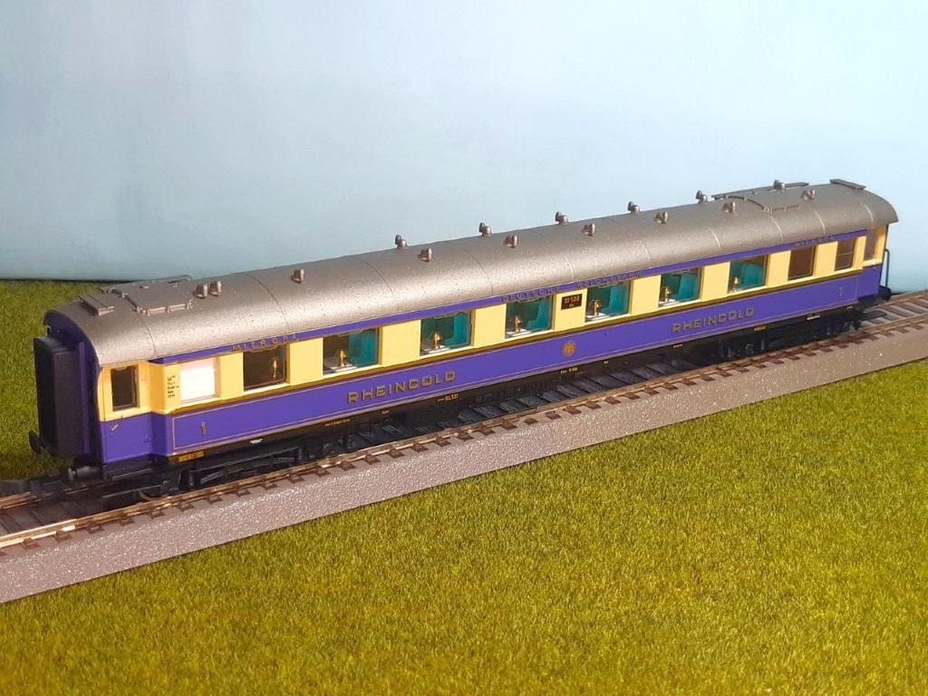 lil382003-2.jpg