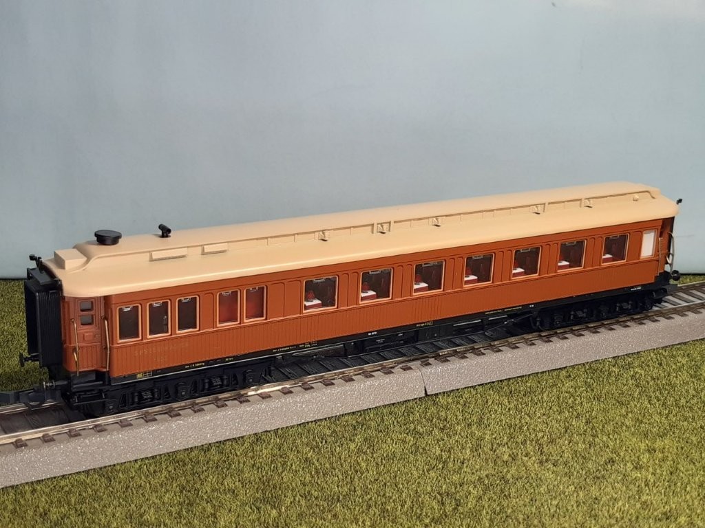 tri23316.jpg
