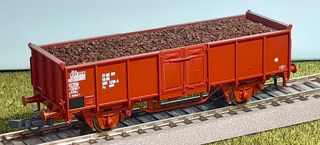 roc45990-3.jpg