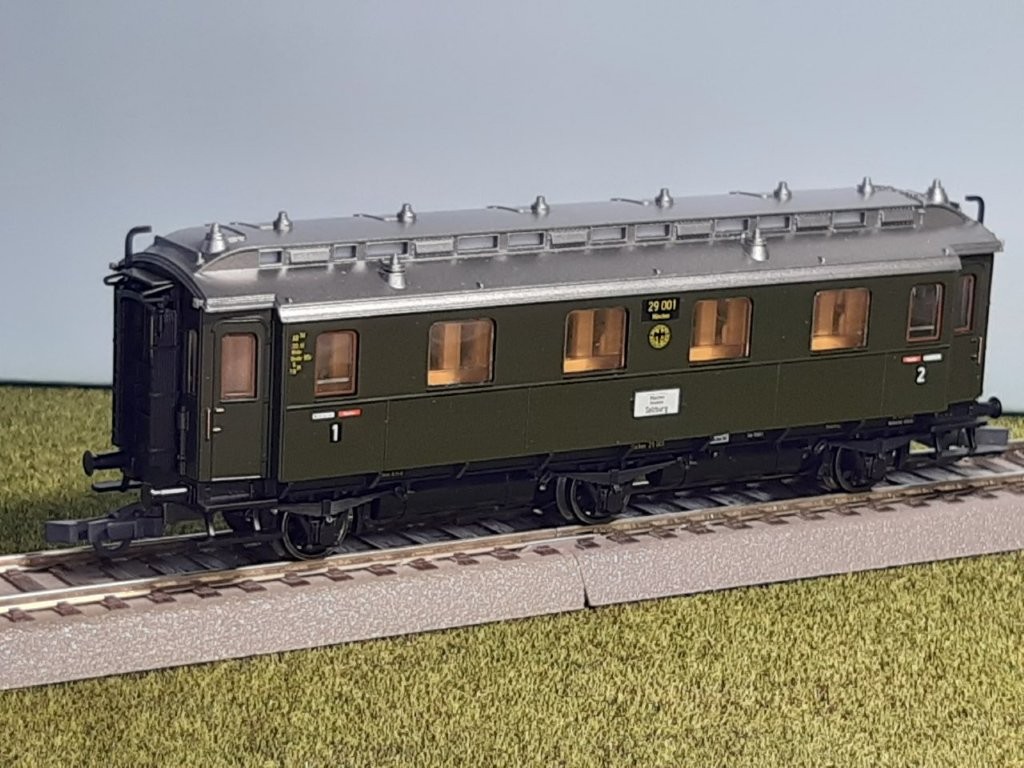 tri23324.jpg