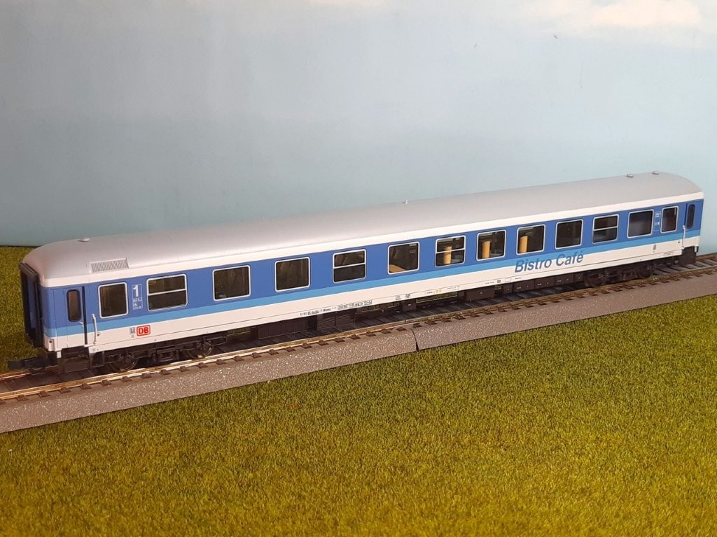roc45052-1.jpg