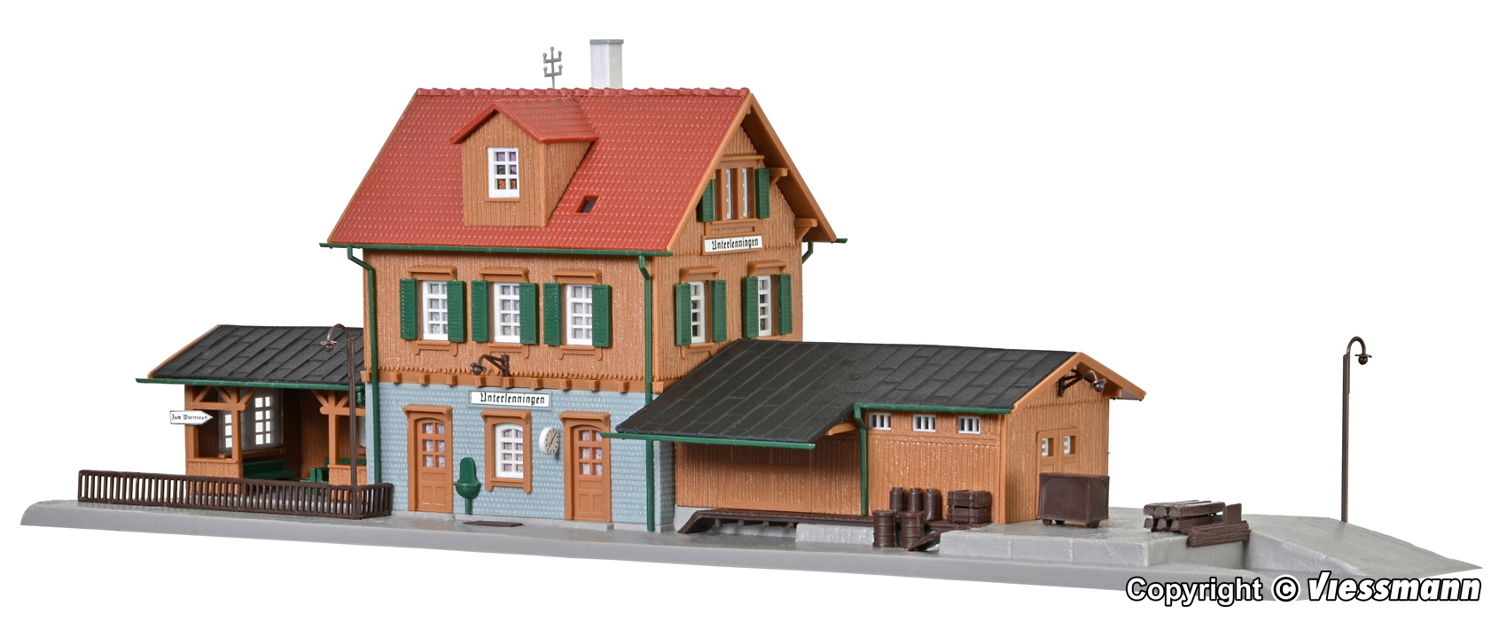 Kibri_37704_N_Bahnhof_Unterlenningen.jpg
