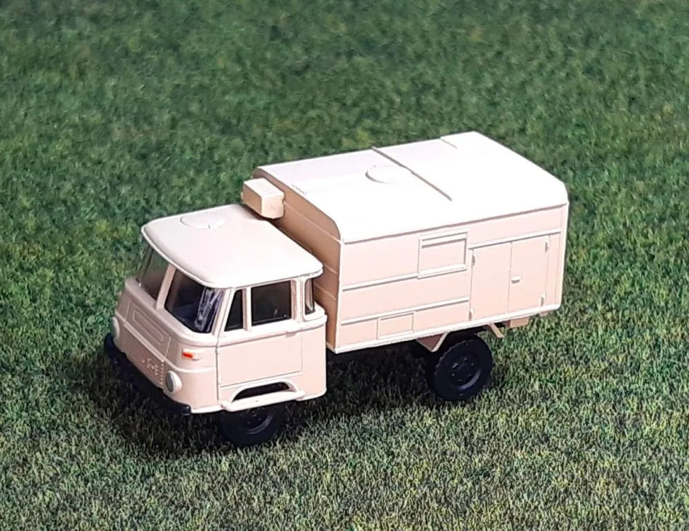 tillig-tt-robur-lkw-kofferaufbau-modellauto.webp