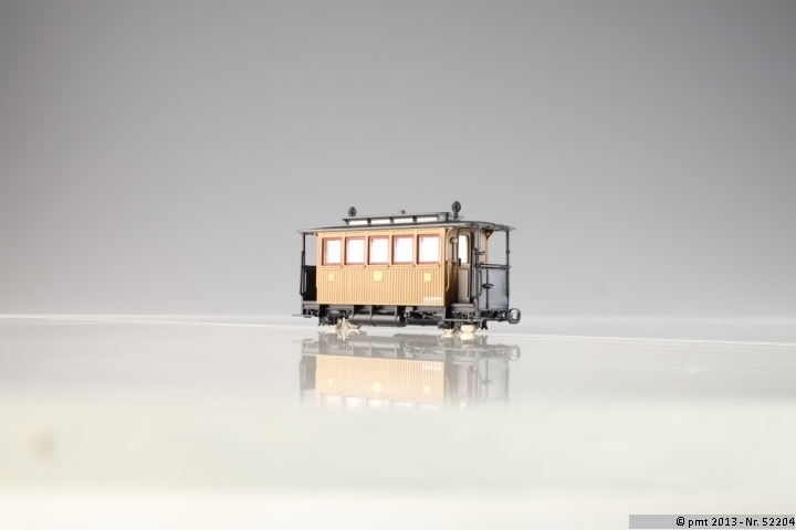 pmt52204.jpg