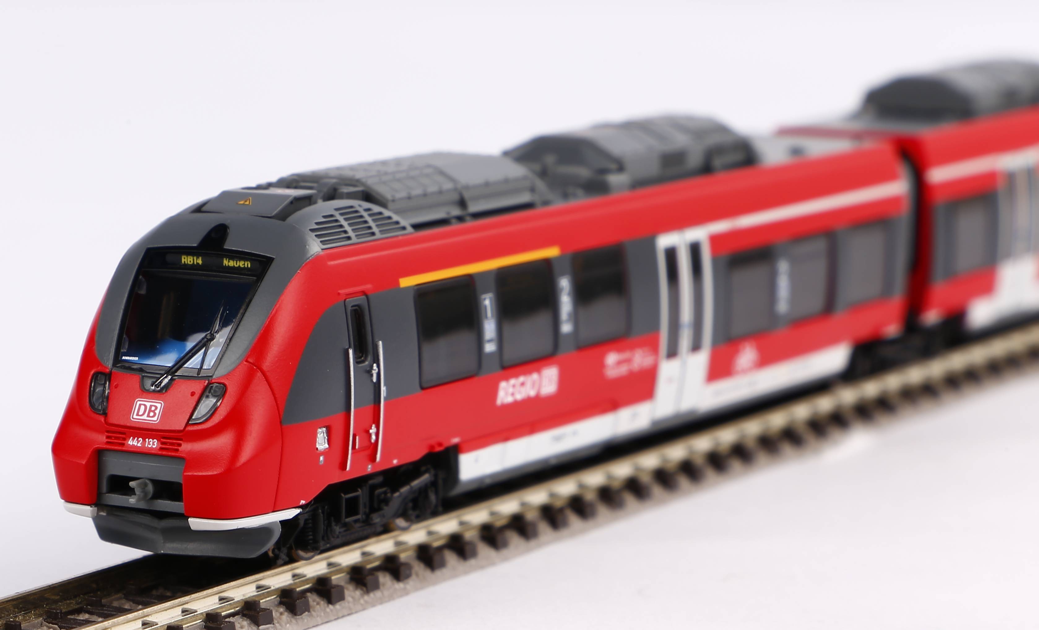 pik40208_2.jpg