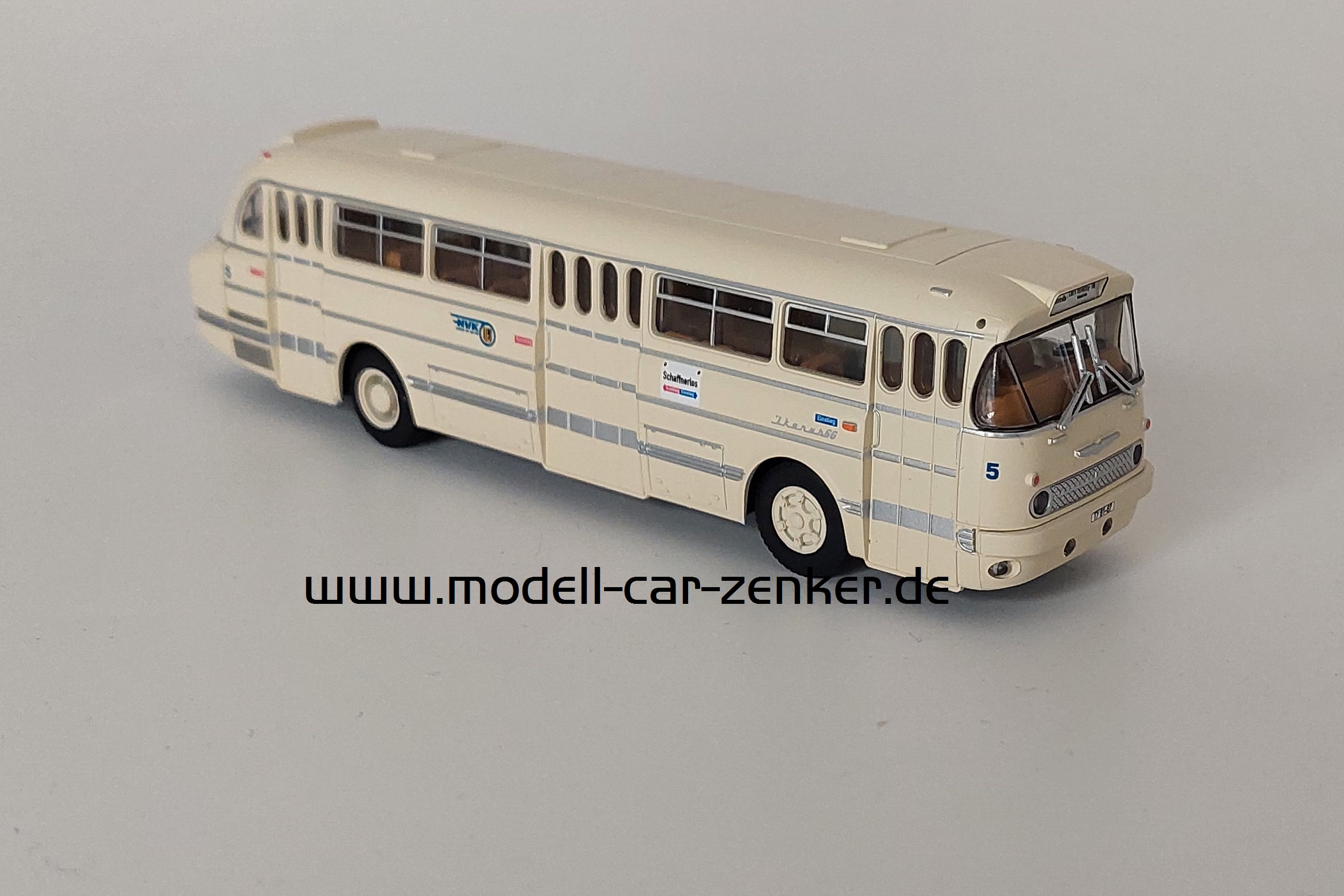MCZ_03-382.jpg