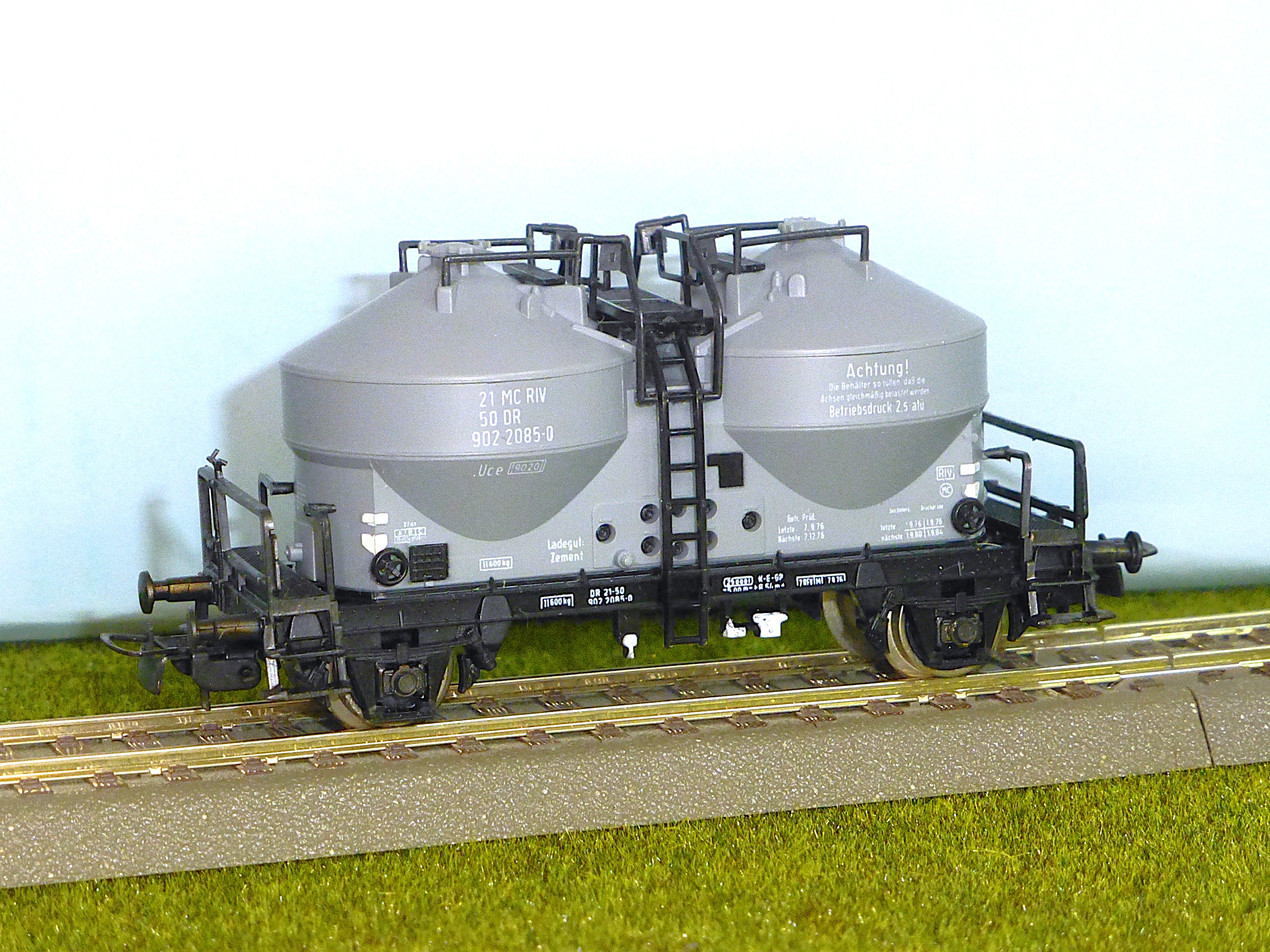 ddrpik6433-010.JPG