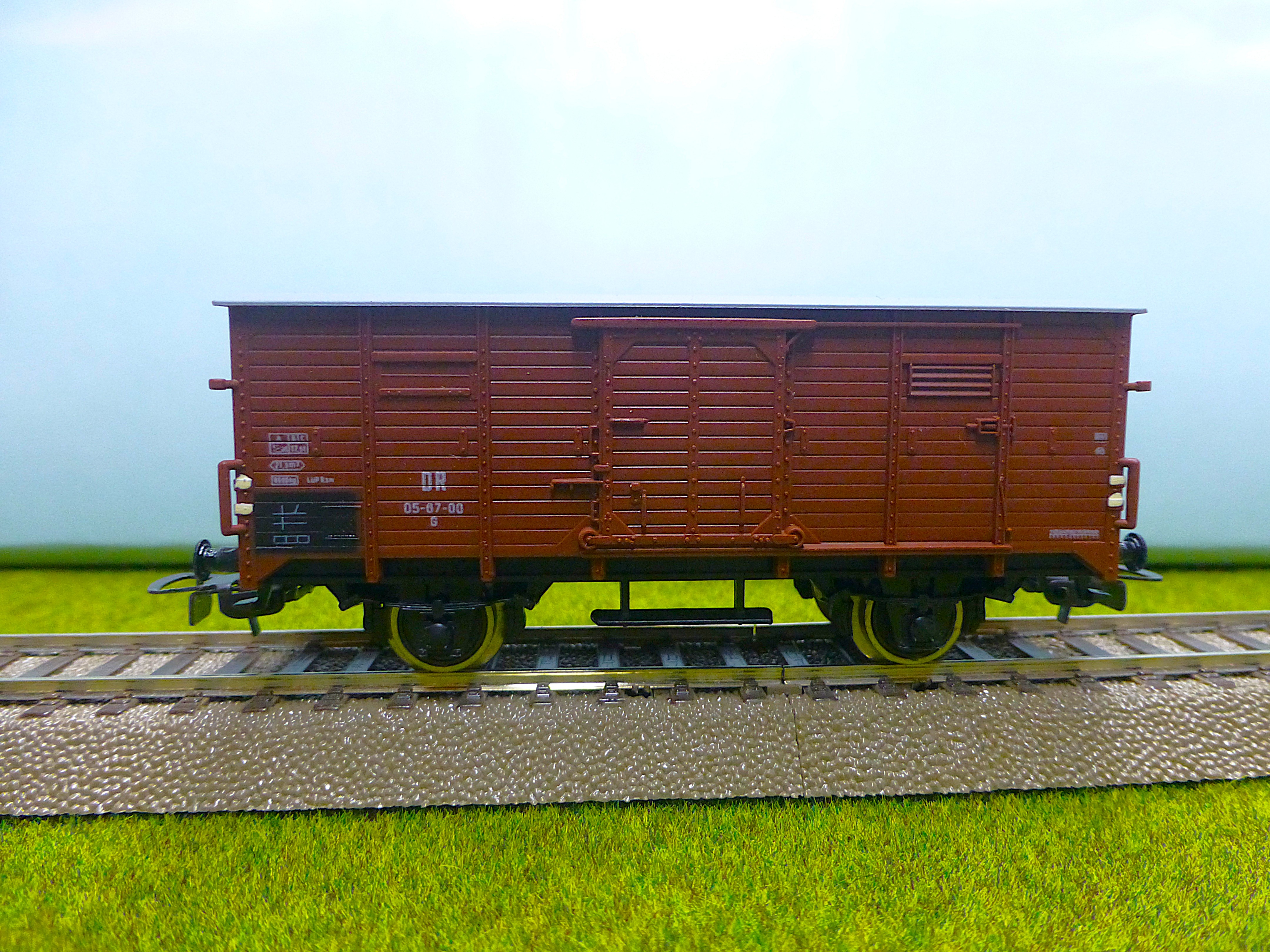 ddrpik6445-010.JPG