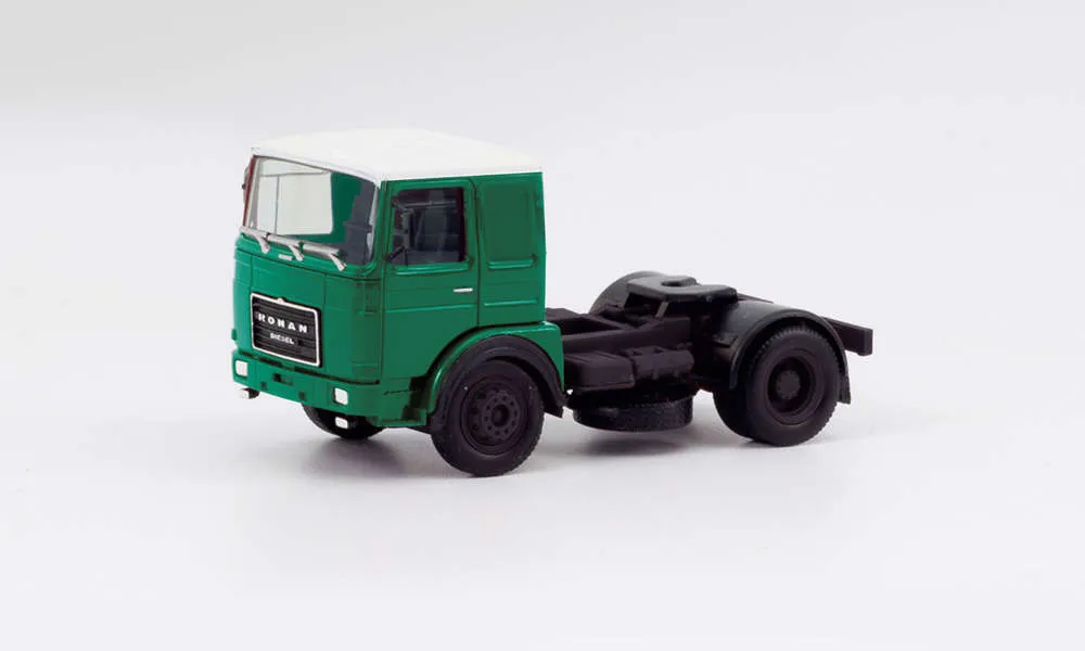 her310550-002.jpg
